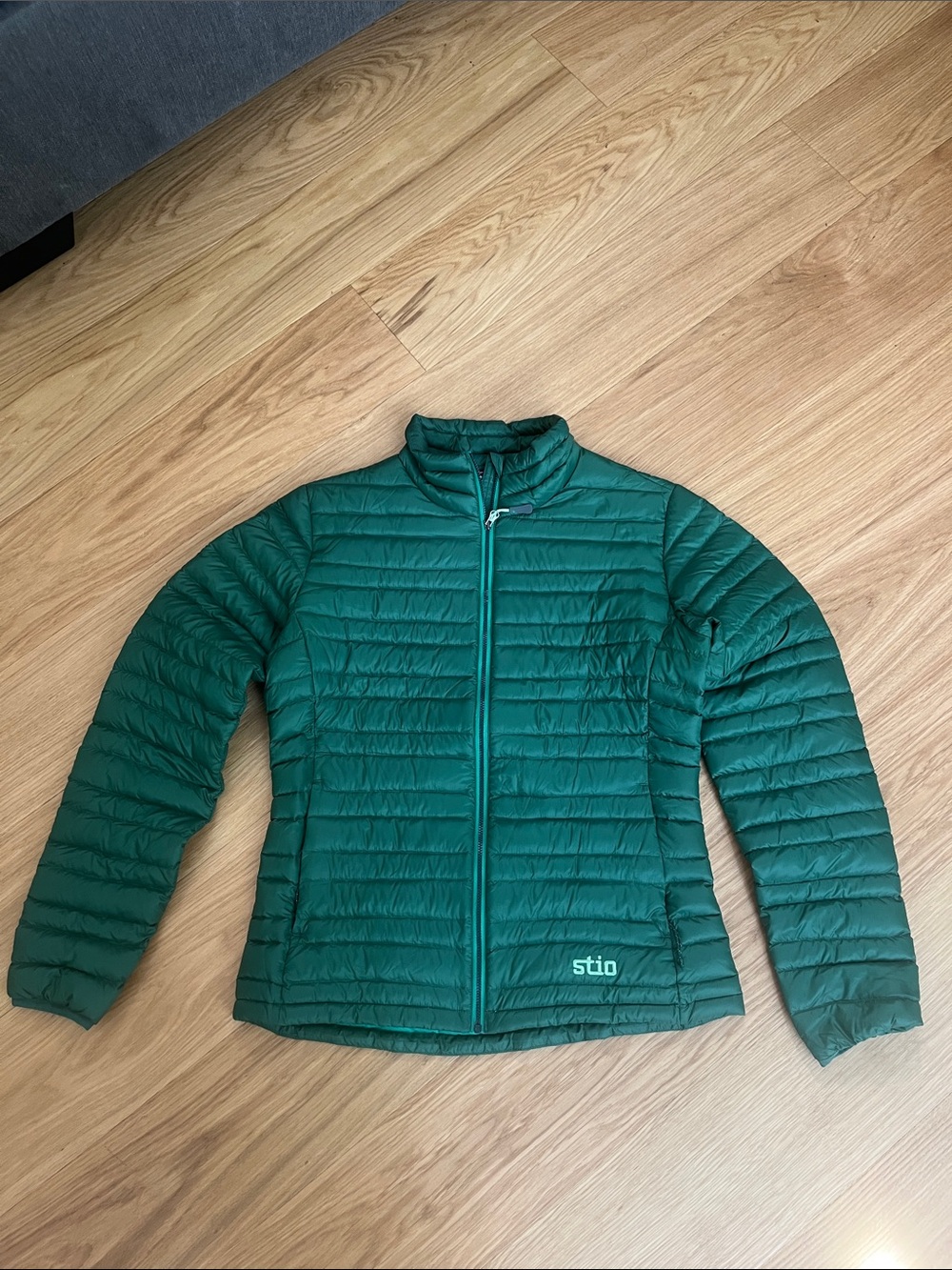 Stio Women's Pinion Down Sweater Deep Green size S